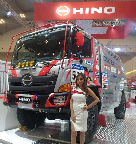 Rekor Muri Hino Dutro Safety Driving Competition