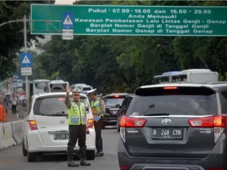 Berikut Daftar Kendaraan yang Bebas dari Aturan Ganjil-Genap