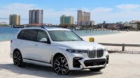 BMW X7 Hadirkan Kelapangan Ruang Kendaraan Premium