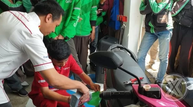 Enduro Express Hadir Di GrabBike Lounge Kebayoran Lama