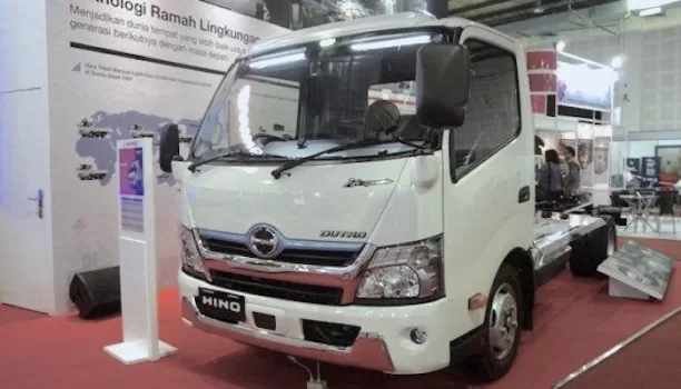 HINO Hybrid Mejeng Di IEMS 2019