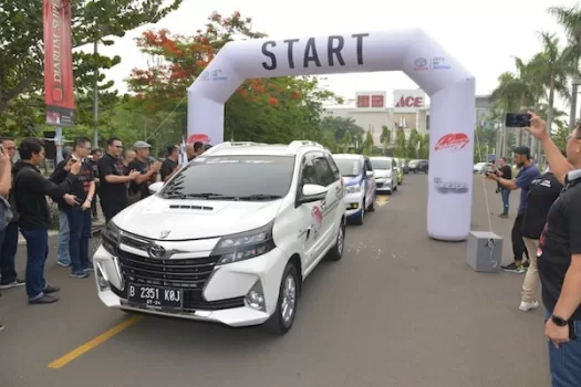 Toyota Avanza Konsisten Jadi Mobil Favorit di Indonesia