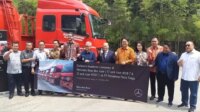 DCVI Serah Terimakan 95 Unit Bus dan Truk Mercedes-Benz
