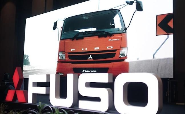 Mitsubishi Fuso Tutup Tahun Adakan Truck Campaign Dorong Performa Penjualan