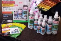 UniKlin Cairan Pembersih Helm Berbahan Dasar Air Mineral