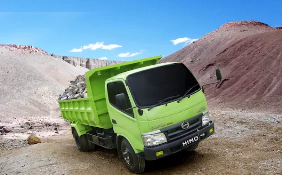 Hino Rajai Segmen Medium Duty Trucks selama 20 tahun