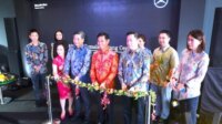 Mercedes-Benz Resmikan diler kendaraan penumpang di Makassar