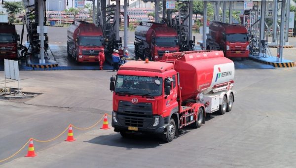 PENURUNAN HARGA MINYAK MENTAH DUNIA & PENYESUAIAN HARGA BBM Stok BBM Pertamina di Majene dan Mamuju Mencukupi