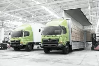 Upaya HINO Jaga Sektor Penting Agar Tatanan Sosial Tetap Berjalan