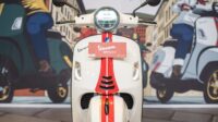 Rangkaian Vespa Racing Sixties Limited Edition Lebih Elegan