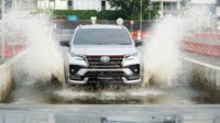 SUV Tangguh Toyota New Fortuner