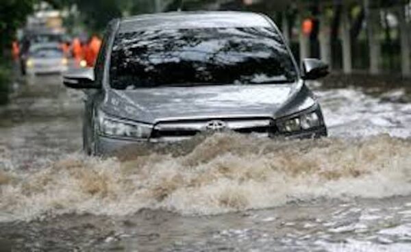 6 Tips Yang Harus Dihadapi Bagi Pemilik Mobil Terkait Finansial Akibat Banjir