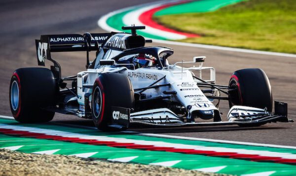 TIM SCUDERIA ALPHATAURI HONDA FINIS KEEMPAT HONDA Tegaskan Komitmennya Di Berbagai Ajang Balap Mobil Bergengsi Dunia Tahun 2021