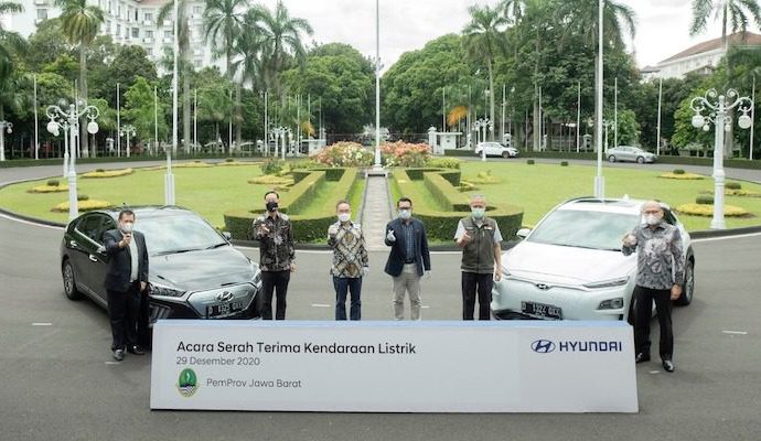 Hyundai IONIQ dan KONA Electric Jadi Kendaraan Operasional PemProv Jawa Barat