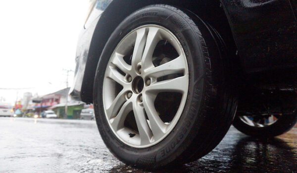 Tips mengemudi saat hujan Bersama Innova Communityv