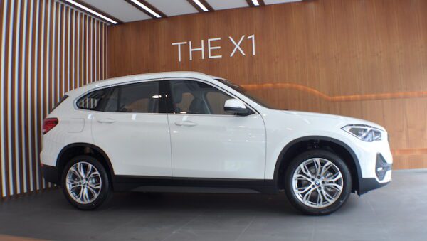 BMW X1 sDrive18i Tiba Di Makassar