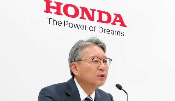 TOSHIHIRO MIBE Pemimpin Baru Honda Motor Co., Ltd