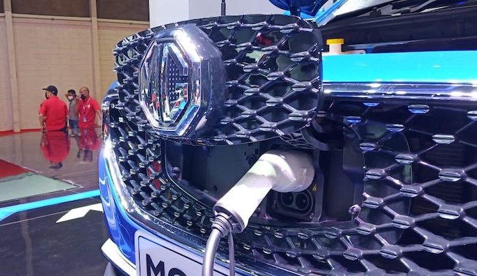 MG Sabet 2 Penghargaan di IIMS Hybrid 2021
