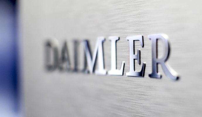 Mercedes-Benz Cars dan Daimler Truck sebagai perusahaan independen