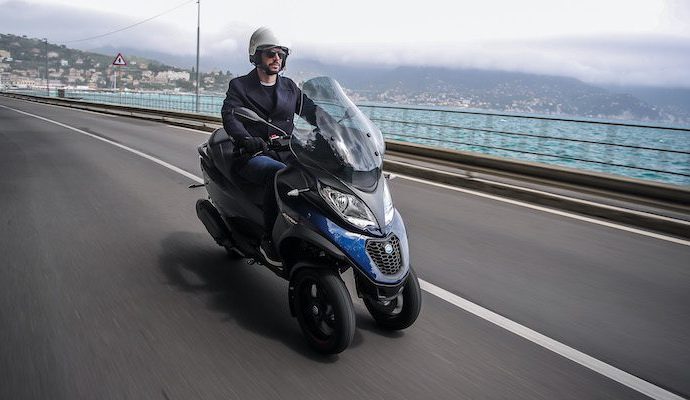 Piaggio Group Tengah Siapkan airbag untuk skuter dan sepeda motor