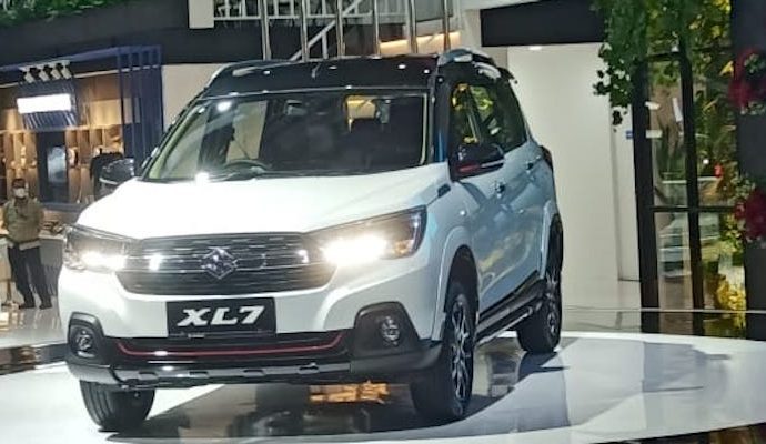 Suzuki XL7 ALPHA FF Resmi meluncur Ditengah Pengunjung IIMS Hybrid 2022