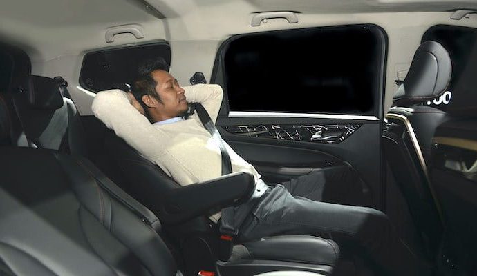 Wuling New Cortez ‘Innovating Comfort Zone’ Smart MPV dengan kabin nyaman