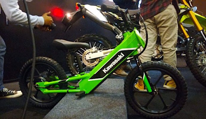 Kawasaki Elektrode Menjadi Kendaraan Listrik Pertama Untuk Anak