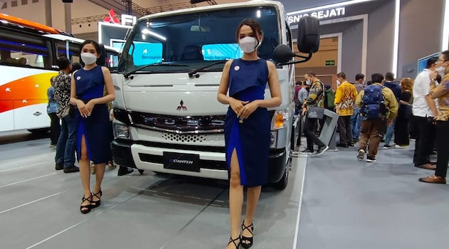 Mitsubishi FUSO Hadirkan Produk Kuat dan Ramah Lingkungan di GIIAS 2022