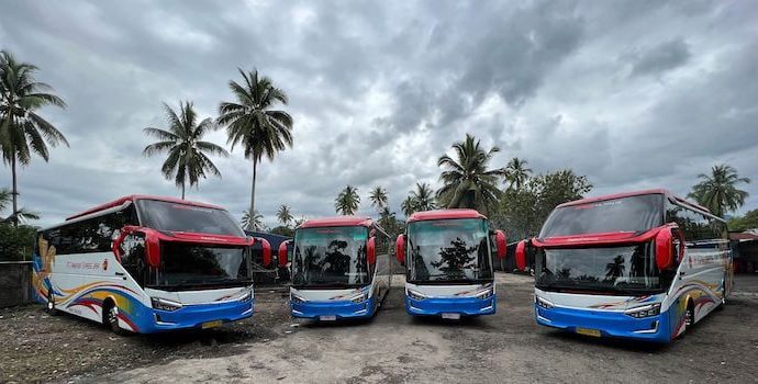 Gunakan HINO, PO Transport Express Jaya Luncurkan 8 Armada Terbaru