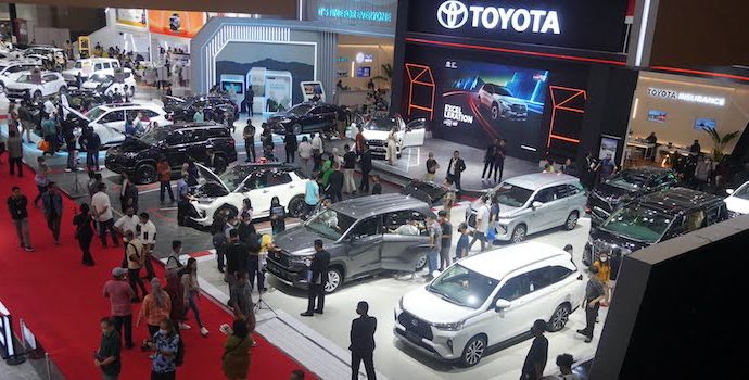 Toyota Catatkan Lebih Dari 1900 SPK di IIMS 2023