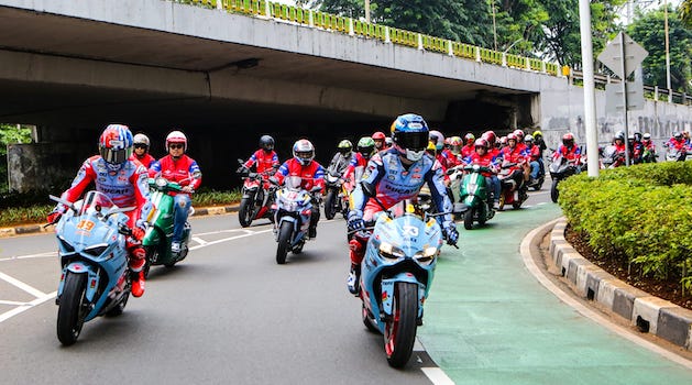 Federal Oil Ajak Tim Gresini Racing MotoGP Jumpa Fans Sekaligus Keliling Kota Jakarta