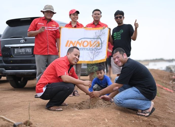 Innova Community Adakan Kopdar Akbar Jawa 2023 Dan ECO Activity