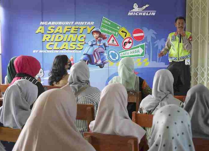 Michelin Indonesia Adakan Safety Riding Class untuk Pengendara Perempuan