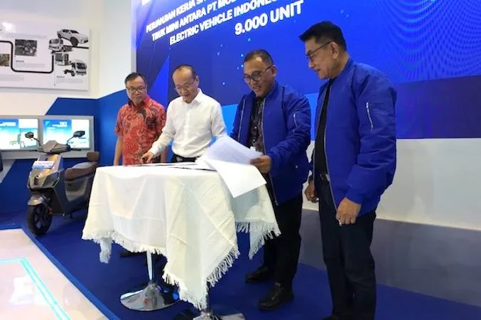 MAB dan SFEV Sepakat Produksi 9.000 Truk Listrik Mini