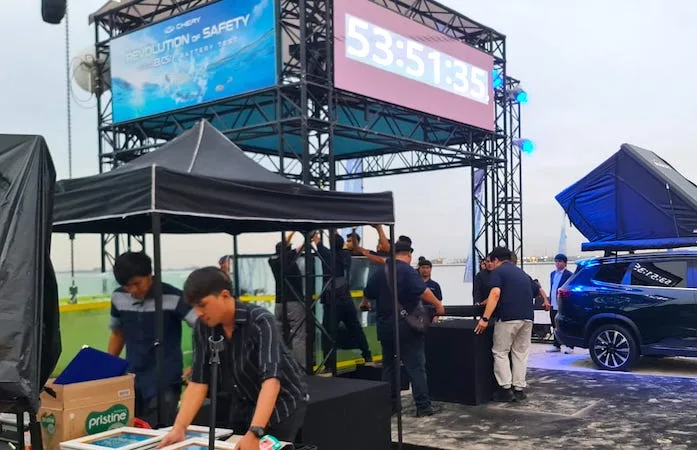 Baterai Chery Tiggo 8 CSH Berendam 54 Jam di Air Laut Tetap Berfungsi Tanpa Kendala