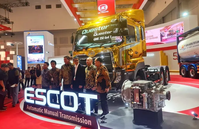 UD Trucks Quester 350 ESCOT Euro 5 Debut di GIIAS 2025: Truk Pintar yang Siap Bikin Logistik Lebih Efisien