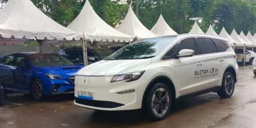 Rasakan Aletra L8 MPV Listrik 8-Seater Rp 468 Jutaan Di GIIAS 2025