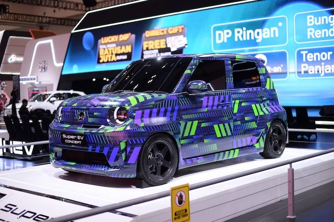 Honda STEP WGN e:HEV dan Honda Super EV Concept Menjadi Mobil Favorit di GIIAS 2025