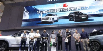 300 Konsumen Pertama Resmi Terima JAECOO J7 SHS! SUV Hybrid Rp 499 Juta