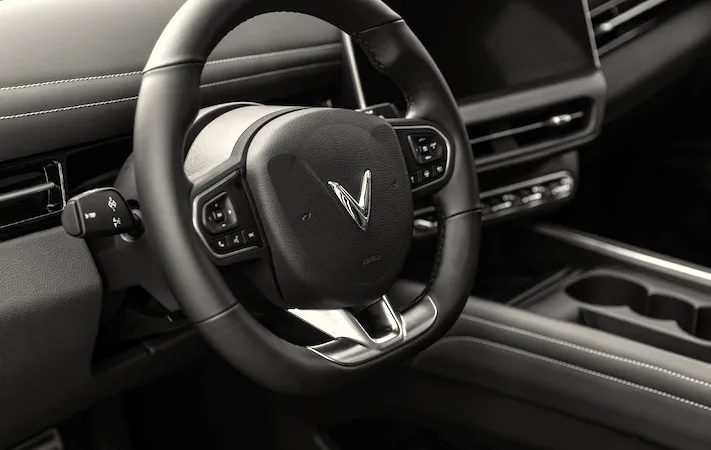 VinFast VF 7 Masuk Indonesia! SUV Listrik Mulai Rp 499 Juta, Desain Keren & Fitur Segudang