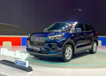 Daihatsu Rocky Hybrid Sukses Curi Perhatian Pengunjung di GIIAS