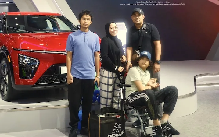 VinFast VF 7 Curi Perhatian di GIIAS 2025: Kenapa Banyak Ayah Terpikat pada Mobil Listrik Ini?