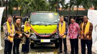 Hino Serahkan Truk Hino 300 Series untuk SMKN 2 Tangerang, Siapkan Generasi Mekanik Hebat