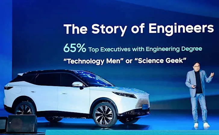 OMODA O7 Perkenalkan Teknologi Parkir Otomatis Tercanggihdi Kelasnya, Membuka Era Mobil Pintar Generasi Baru