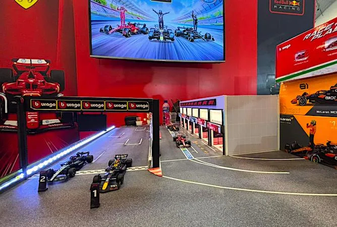 Bburago Tampil Perdana di Indonesia Diecast Expo 2025, Hadirkan Koleksi Resmi Formula 1 untuk Penggemar Tanah Air