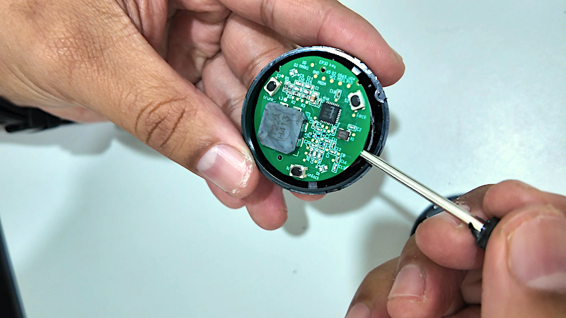 Cara Tepat Mengganti Baterai Smart Key NETA V-II