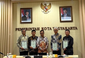 Isuzu dan ISCP Terima Penghargaan dari Pemerintah Kota Yogyakarta atas Kontribusi Pengembangan UMKM Lokal