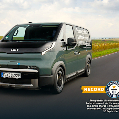 Kia PV5 Cargo Meraih Penghargaan GUINNESS WORLD RECORDS , Mampu Menempuh 693,38 kilometer dengan Sekali Pengisian Daya dan Muatan Maksimum
