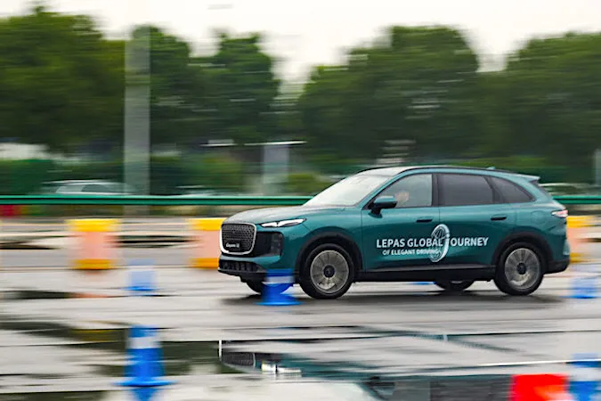 LEPAS Fun Test Drive 2025 Hadirkan Paradigma Baru Intelligent Driving, Kolaborasi Langsung dengan Pengguna