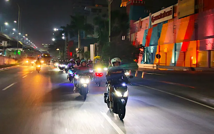 Wahana Ajak Komunitas Honda Vario Nocturnity Riding, Seru-Seruan di Malam Hari Bahas Modifikasi Sambil Rolling City